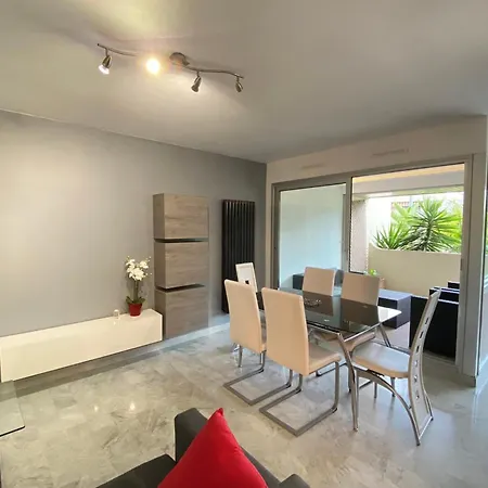 Διαμέρισμα 06bm Modern For 4 - Terrace - Swimming Pool - Parking