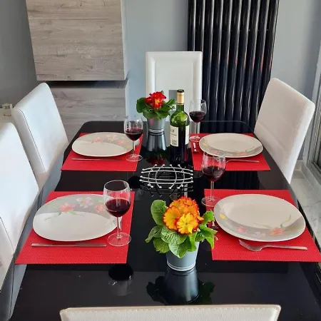 06Bm Modern Apartment For 4 - Terrace - Swimming Pool - Parking