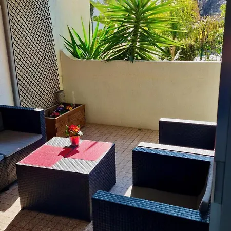 Διαμέρισμα 06bm Modern For 4 - Terrace - Swimming Pool - Parking