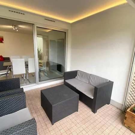 Διαμέρισμα 06bm Modern For 4 - Terrace - Swimming Pool - Parking *
